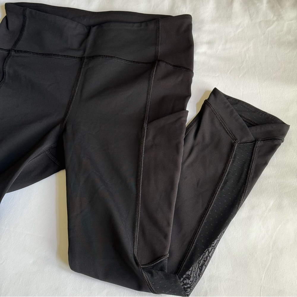 Lululemon Black crop Leggings